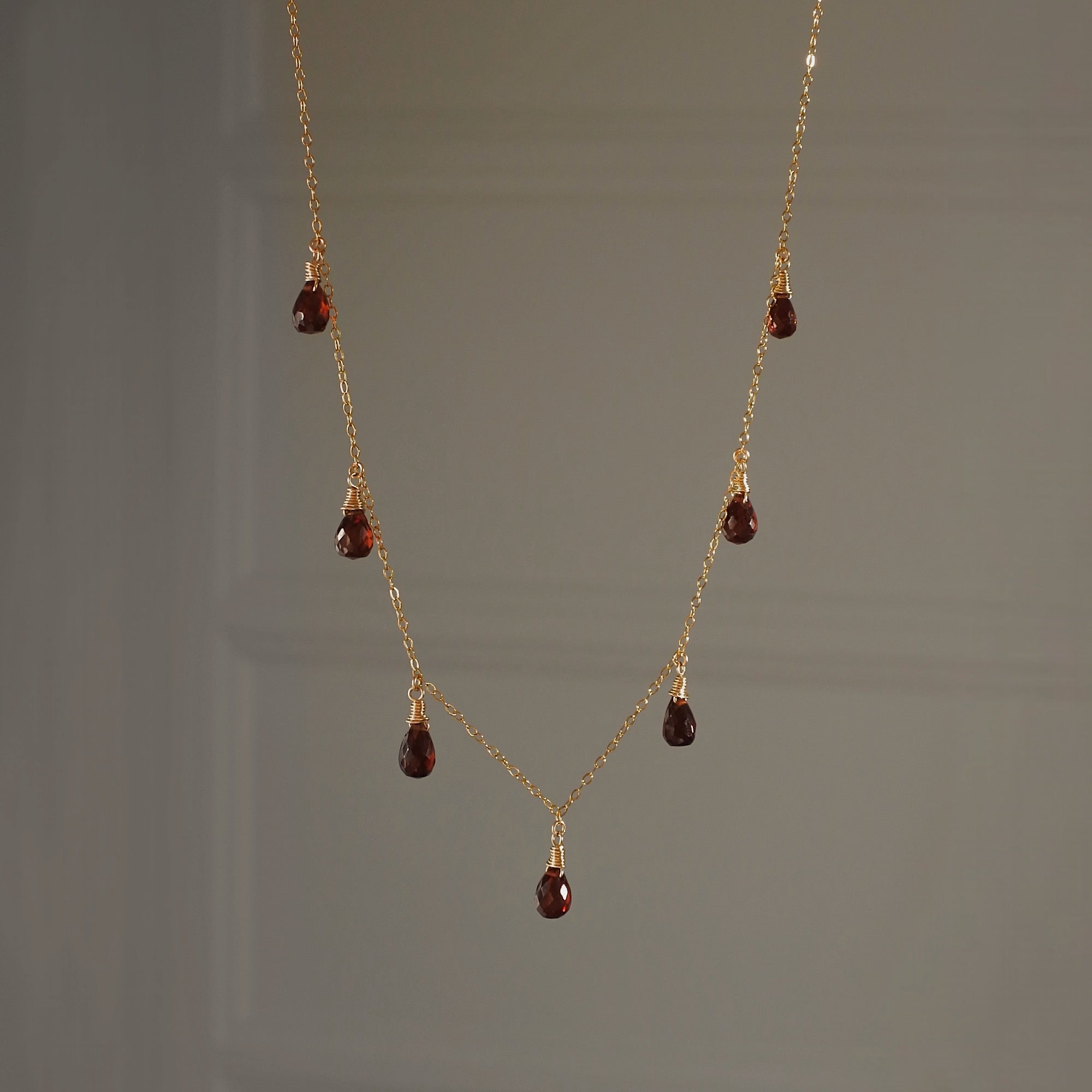 Collier Gouttes Grenat