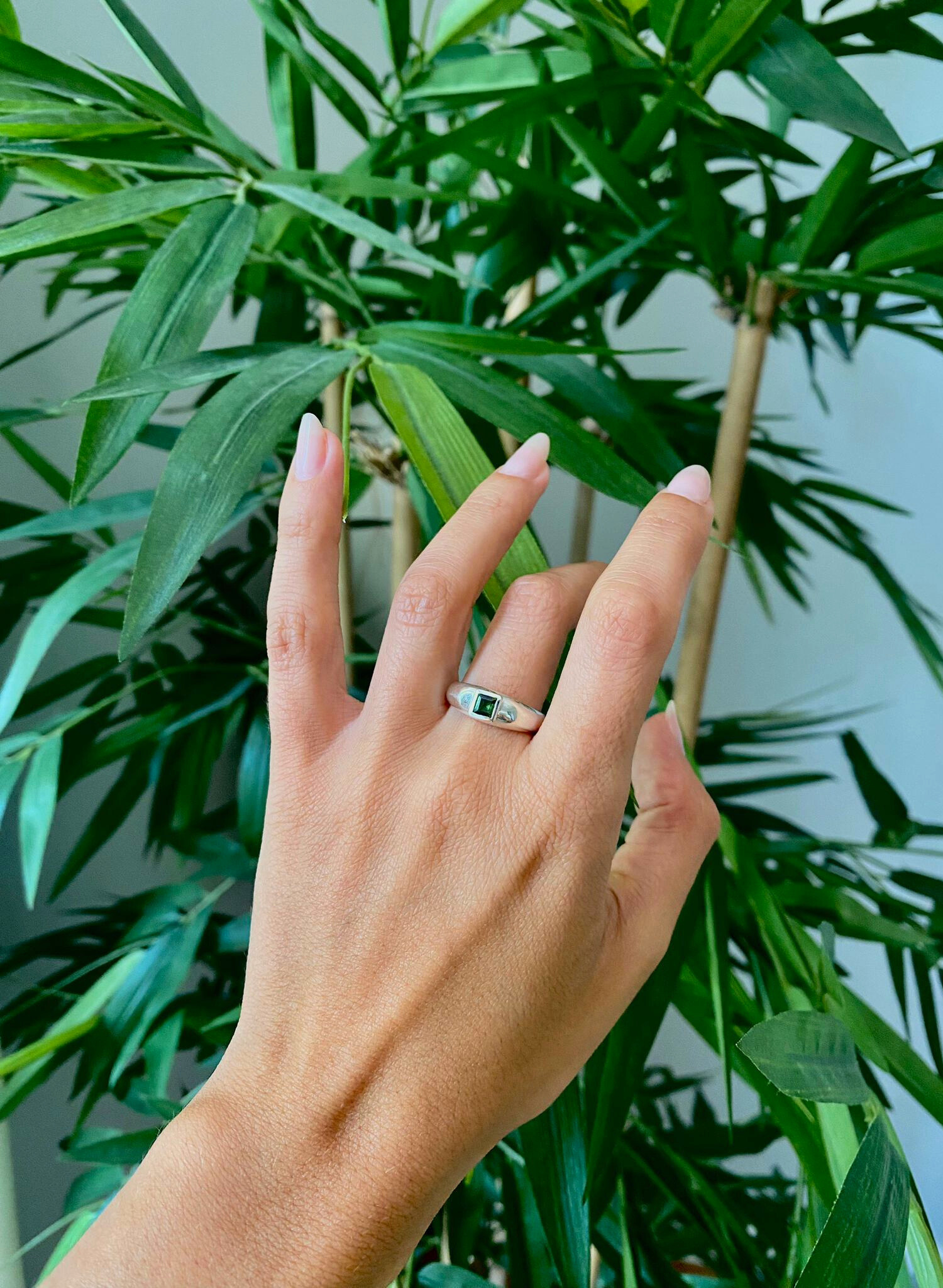 bague-carré-tourmaline-verte-argent-pierre-fine-gemstone-bijou-femme-Bento-jewelry