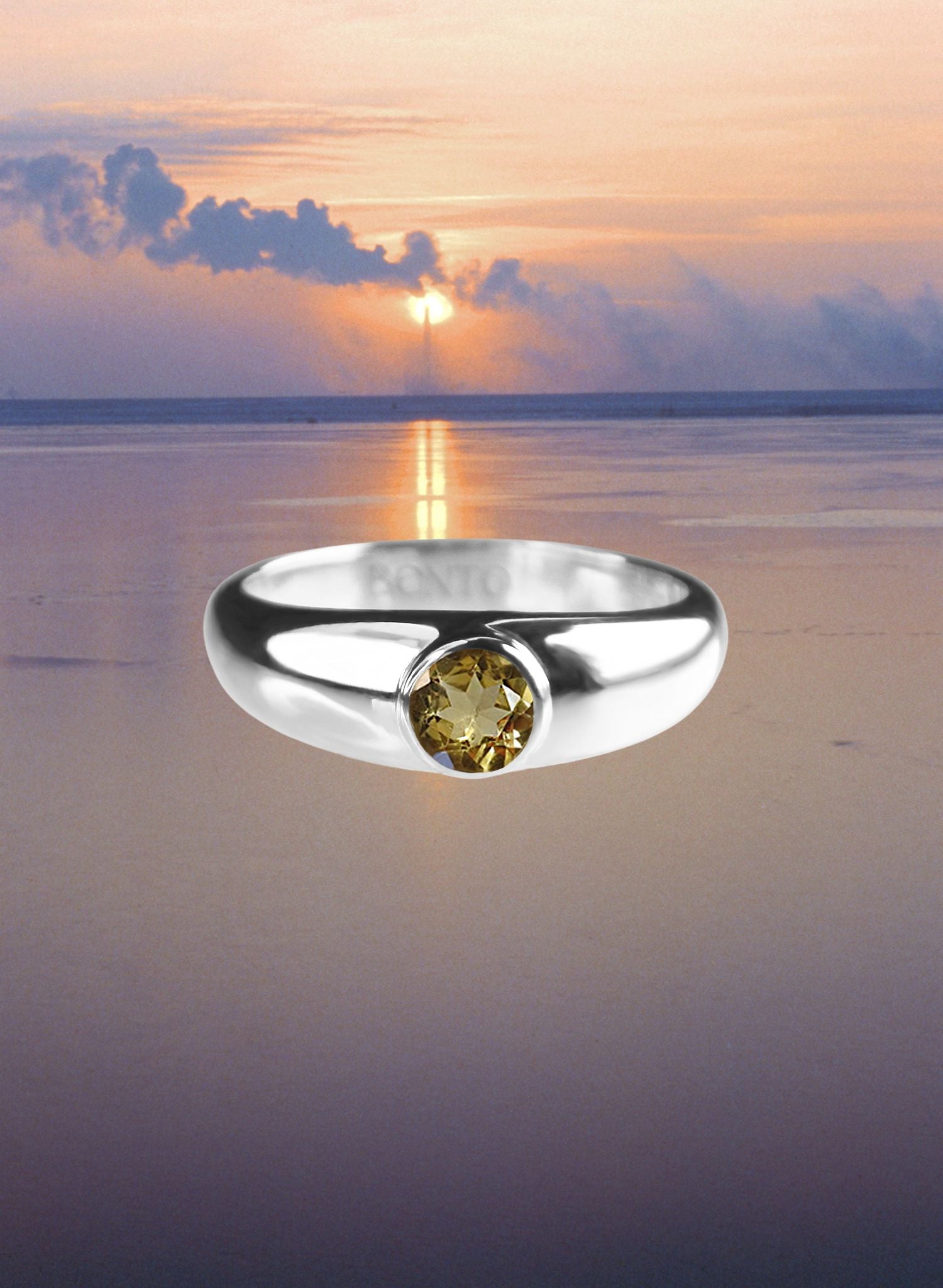 bague-rond-citrine-argent-pierre-fine-gemstone-bijou-femme-Bento-jewelry