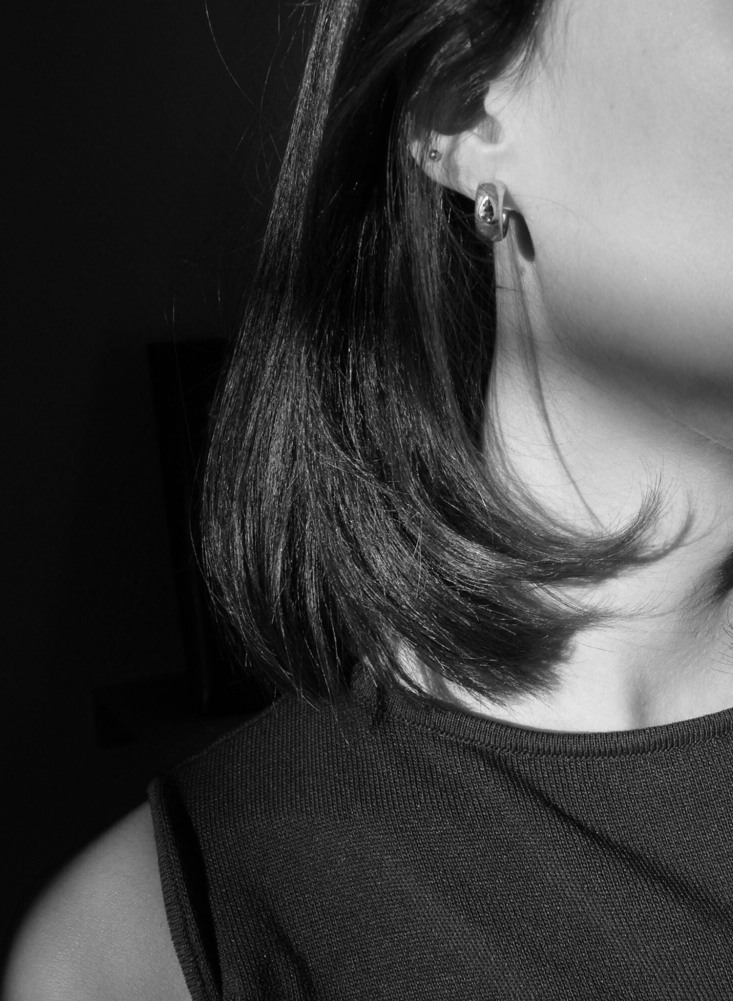 boucles-oreilles-creoles-goutte-tanzanite-argent-pierre-fine-gemstone-bijou-femme-Bento-jewelry