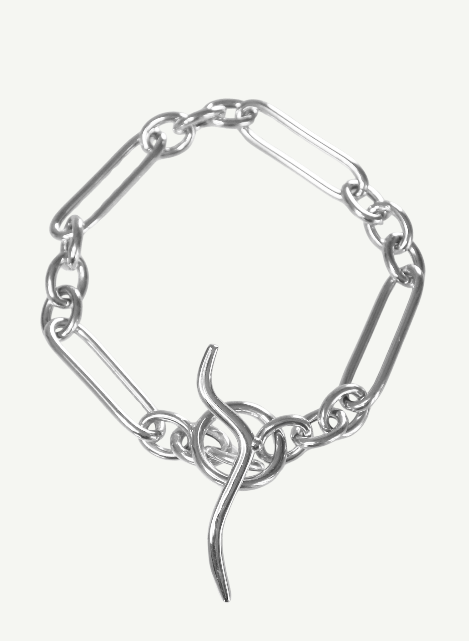 bracelet-Muse-argent-fermoir-sein-bijou-femme-madeinfrance-fait-en-france-Bento-jewelry