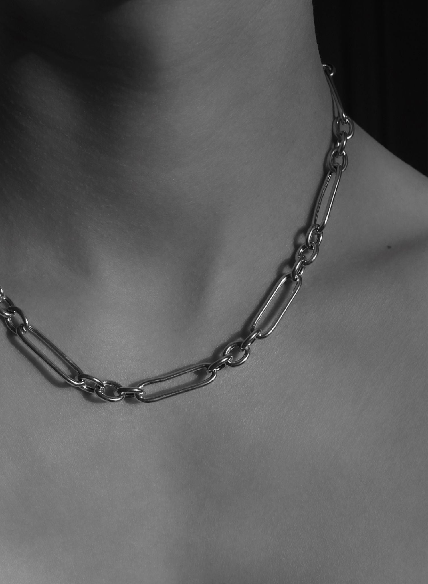 collier-Muse-argent-fermoir-sein-bijou-femme-madeinfrance-fait-en-france-Bento-jewelry
