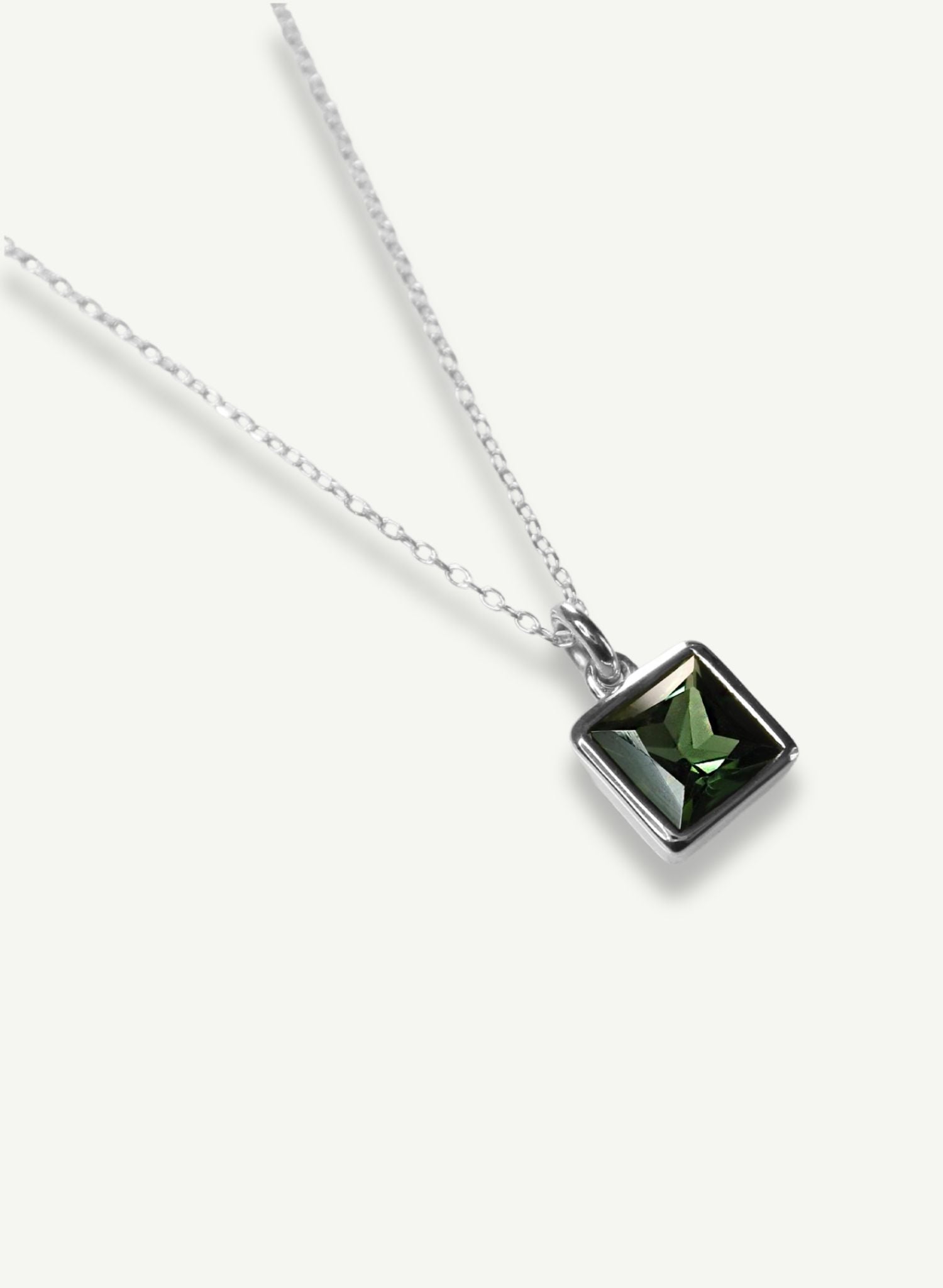 collier-carré-tourmaline-verte-argent-pierre-fine-gemstone-bijou-femme-Bento-jewelry-2