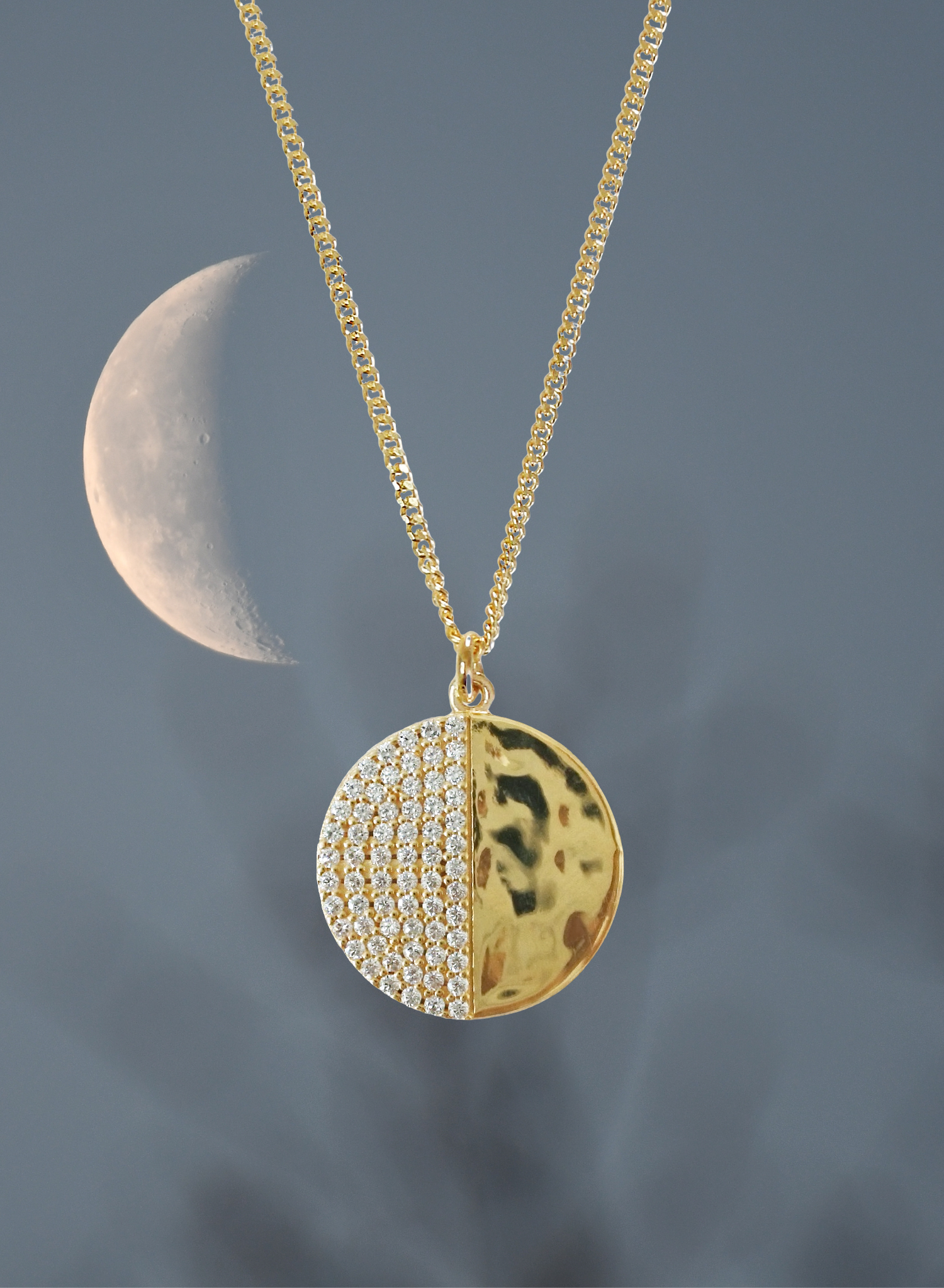 collier-demi-lune-plaqué-or-bijou-femme-madeinfrance-fait-en-france-Bento-jewelry