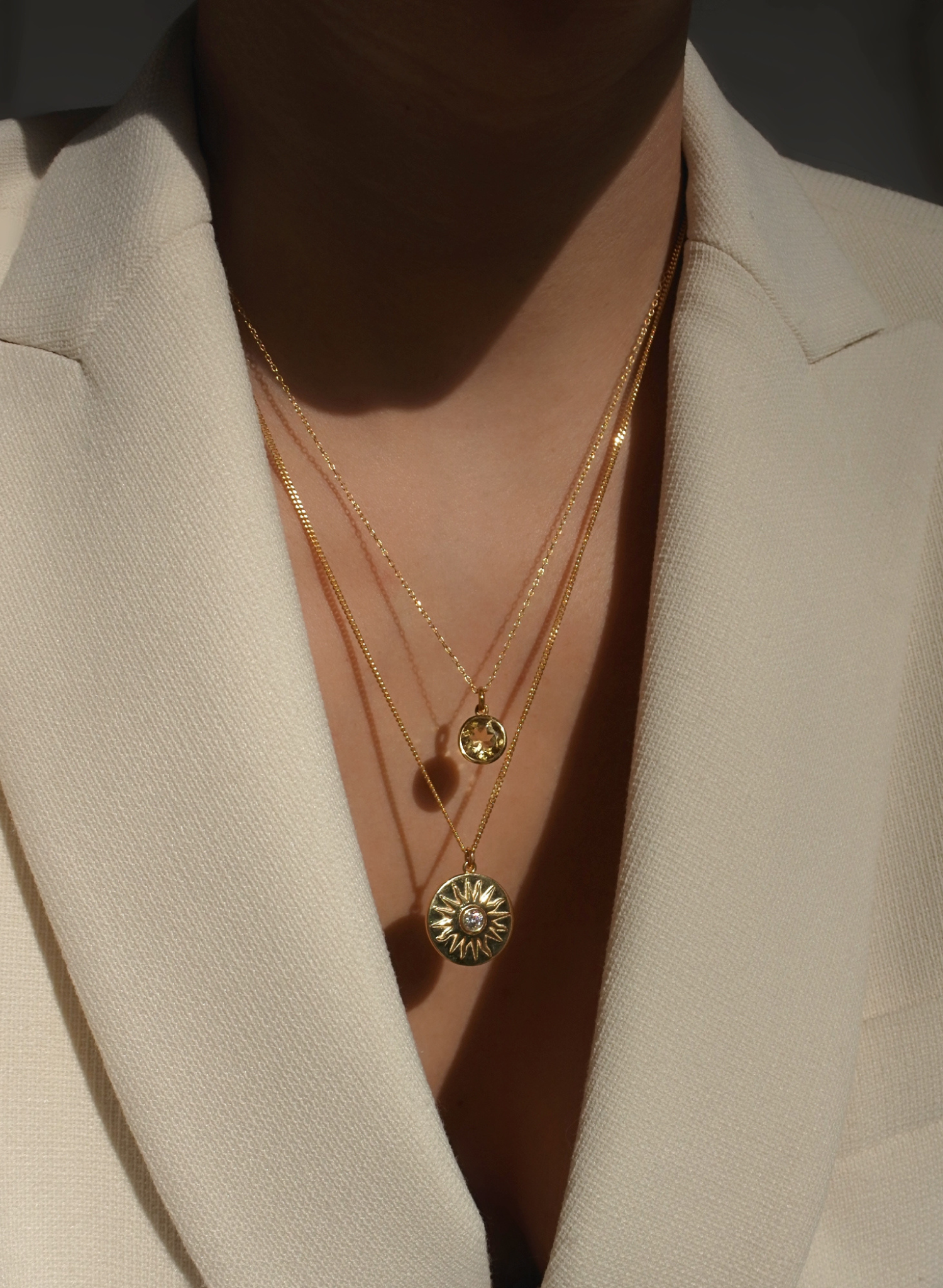 collier-soleil-born-to-shine-plaqué-or-bijou-femme-madeinfrance-fait-en-france-Bento-jewelry
