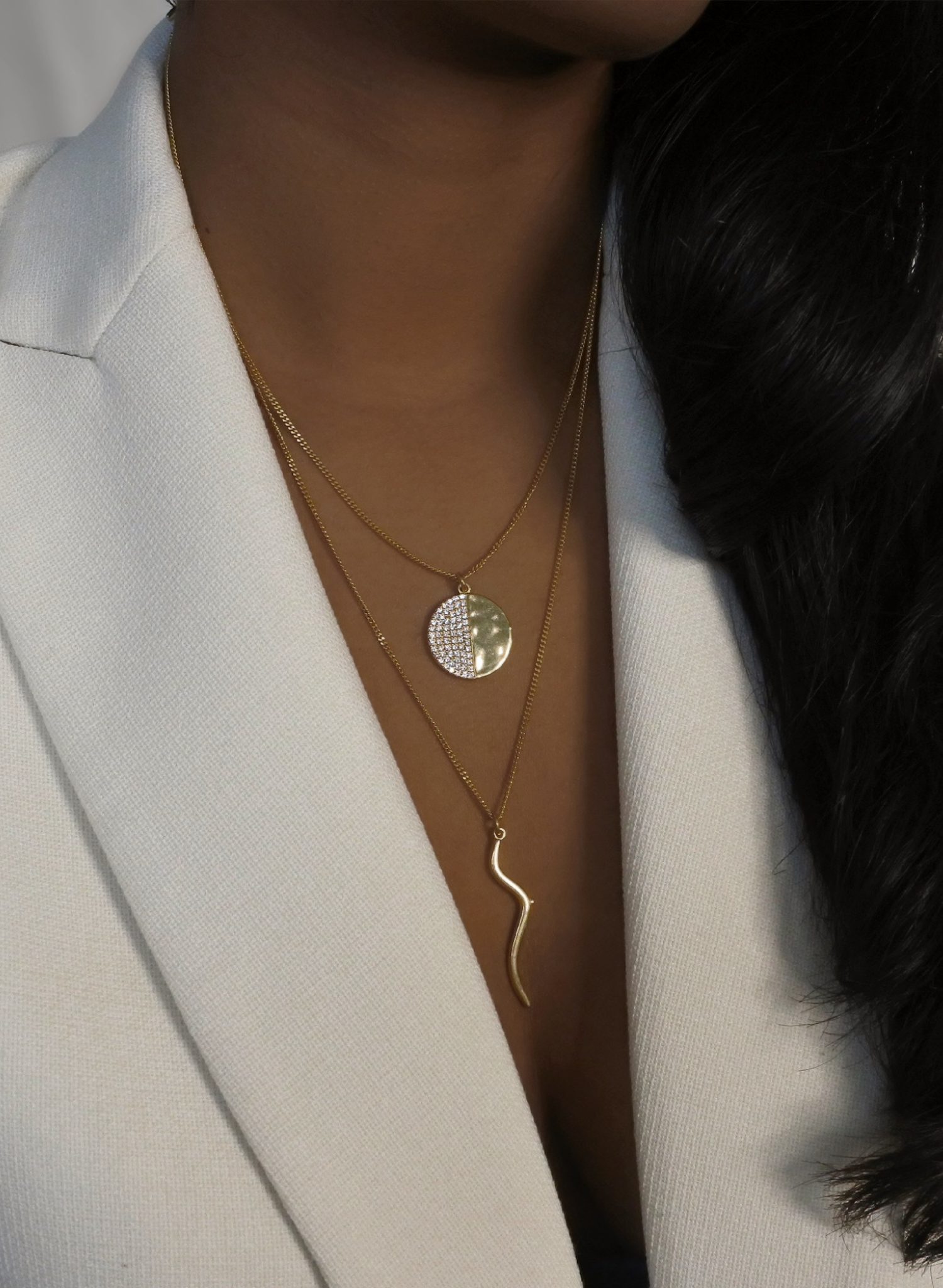 collier-demi-lune-plaqué-or-bijou-femme-madeinfrance-fait-en-france-Bento-jewelry
